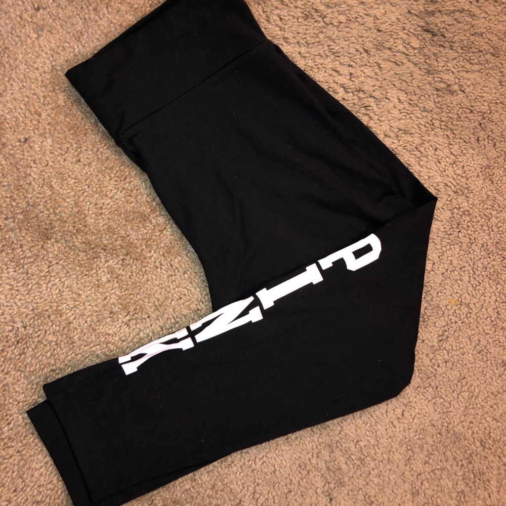 VS PINK leggings